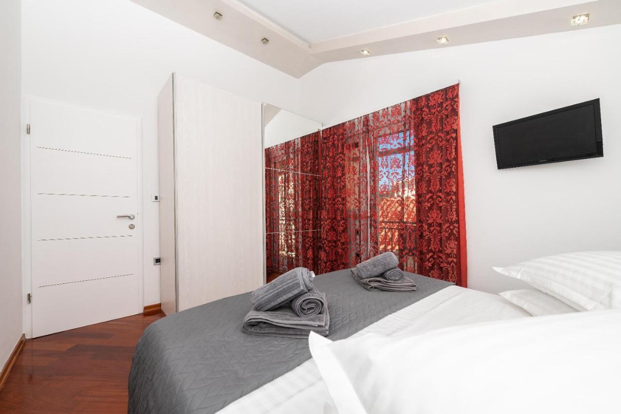 Apartments Luka Toni Крвавица Экстерьер фото