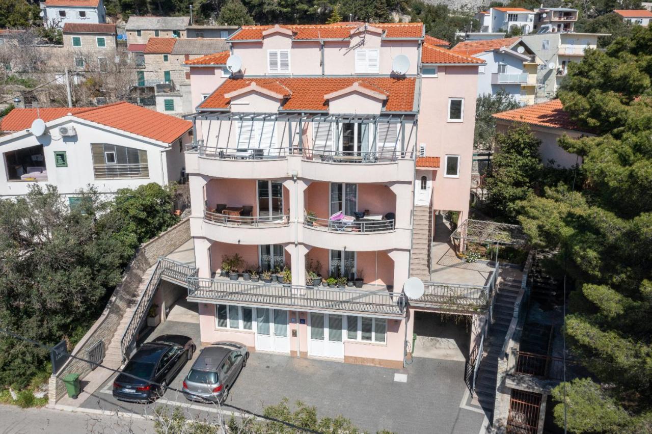 Apartments Luka Toni Крвавица Экстерьер фото