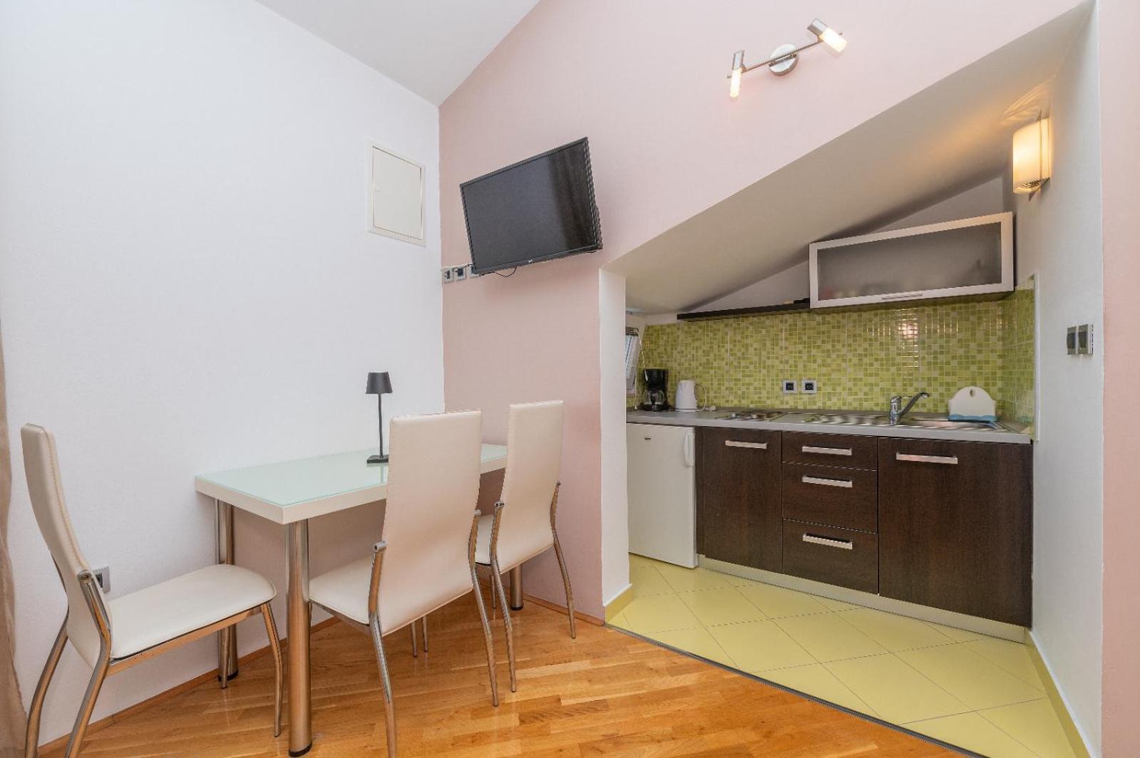 Apartments Luka Toni Крвавица Экстерьер фото